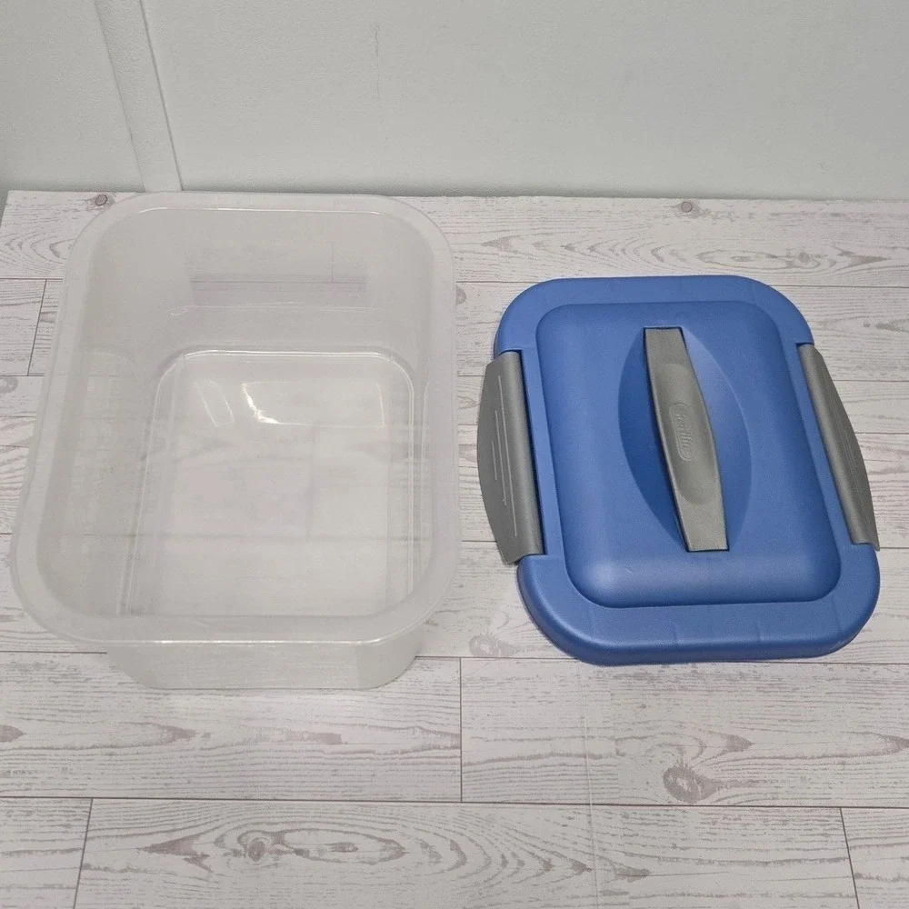Vintage Sterilite Show Offs 1892 Storage Tote Snap Lid Blue